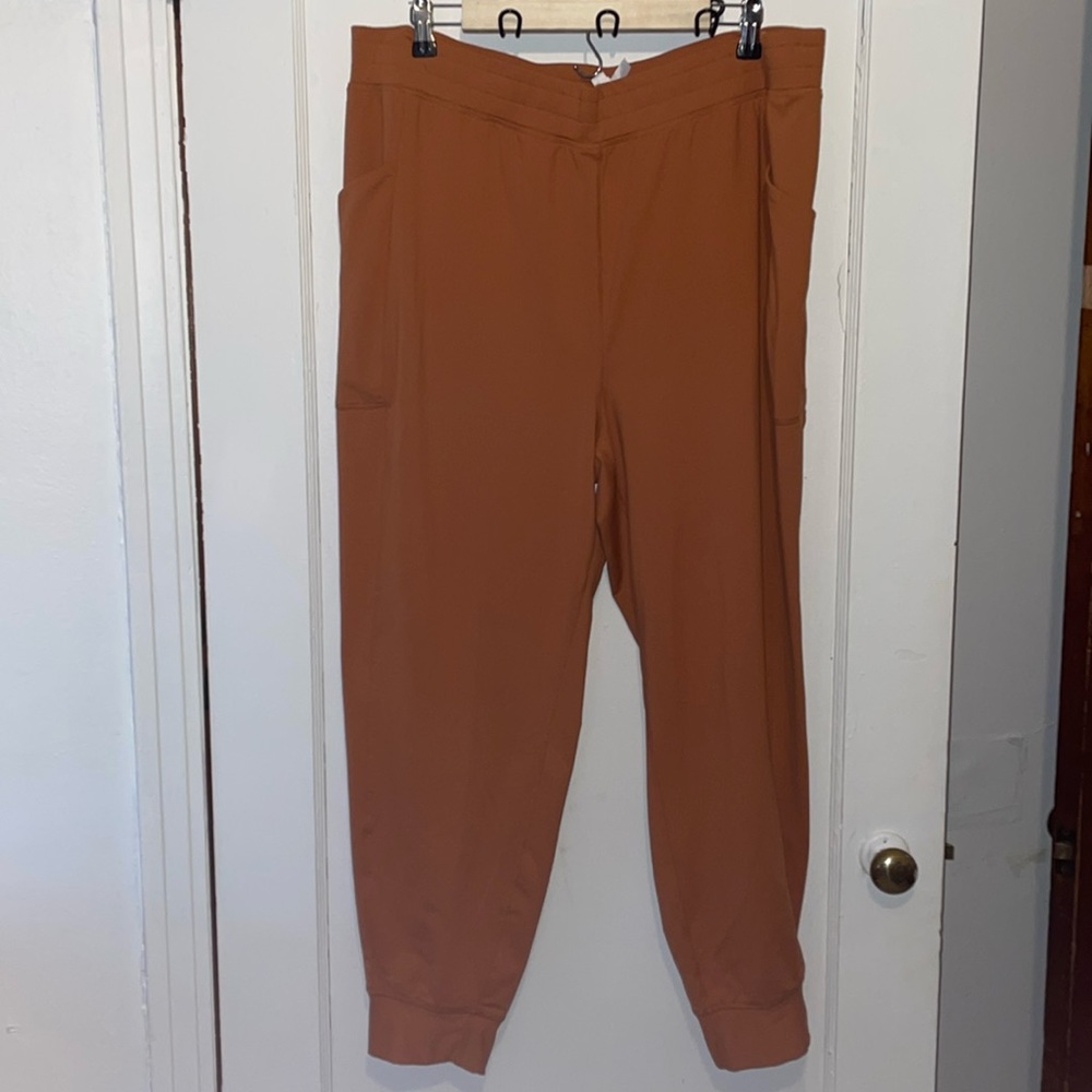 Fabletics On the Go Cold Weather Jogger in burnt orange